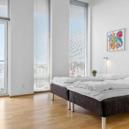 Apartament 3 Bedroom Stunning In Romo
